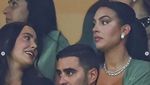 Gaya Georgina Rodriguez dengan Perhiasan Rp 34 M saat Dukung Cristiano Ronaldo