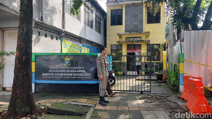 Kantor Kelurahan Nyengseret.