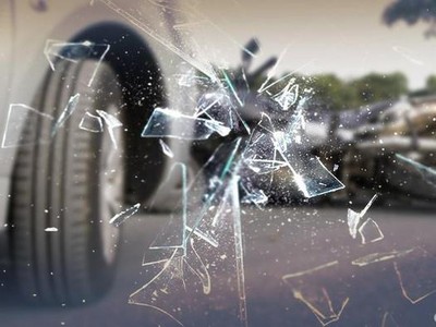 Fortuner Tabrak 2 Motor dan Pikap di Jalan Wedarijaksa Pati, 1 Orang Tewas