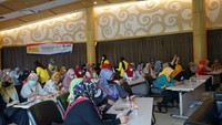 UMKM PEKKA menjadi bagian penting dari kebijakan pemerintah untuk pada upaya pemulihan ekonomi paska pandemi. UMKM PEKKA ini dijalankan oleh perempuan kepala keluarga pada umumnya merupakan bagian dari kelompok rentan yang melakukan aktivitas usaha subsisten, informal, dan memerlukan dukungan untuk melangsungkan aktivitas usahanya.