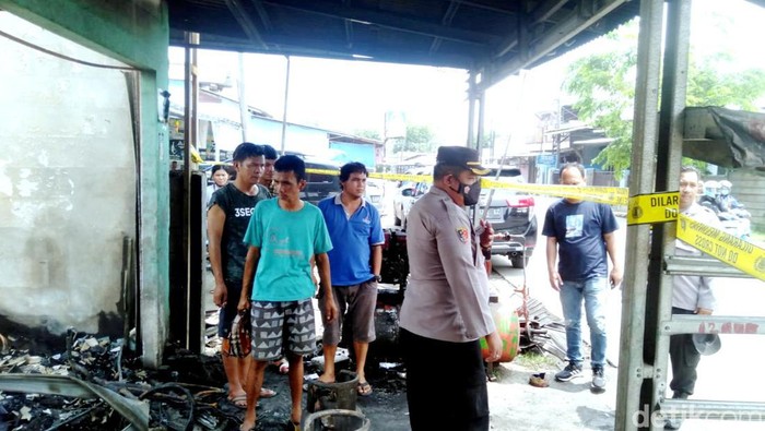 Lokasi bengkel motor yang dibakar dua pemuda Karawang.