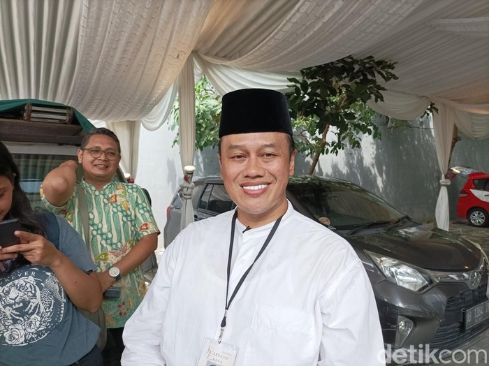 Mamuk Rohmadona saat ditemui di Masjid Al Hidayah dekat kediaman Erina Gudono, Sleman, Kamis (8/12/2022).