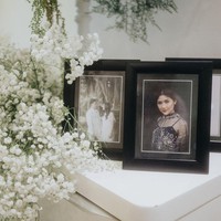 Tampak dekorasi Instagramable menghiasi momen pengajian di rumah Erina Gudono jelang pernikahannya dengan Kaesang.