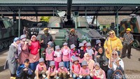 Sejumlah alutsista canggih dipamerkan oleh penyelenggara, mulai dari Meriam 155 mm Caesar dengan daya jangkau tembakan sejauh 39 KM (Foto: Whisnu Pradana/detikJabar).