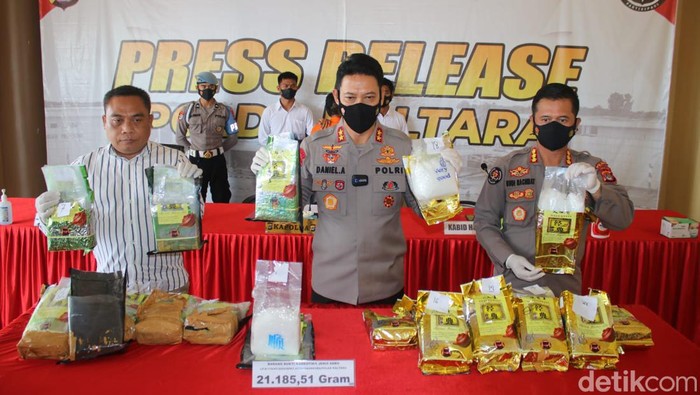 Polisi menggagalkan upaya penyelundupan sabu dari Tarakan, Kaltara ke Parepare, Sulsel.