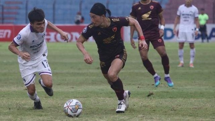PSM Makassar menang 3-1 melawan Persita Tangerang dalam laga pekan ke-13 Liga 1 2022/2023.