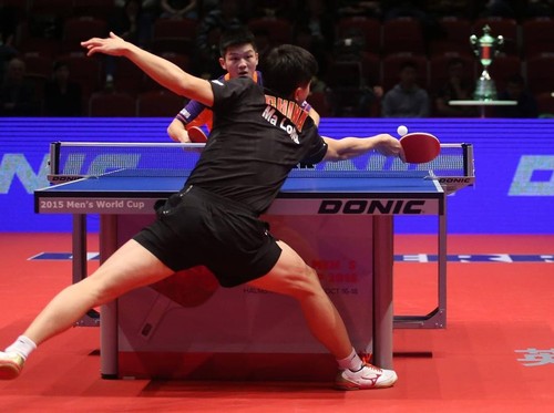 Ilustrasi pukulan dalam tenis meja.