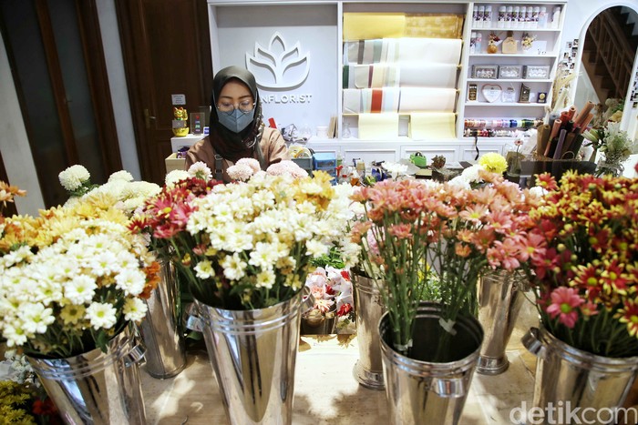 Renflorist, Toko Bunga Langganan Erina Gudono Renflorist, Toko Bunga Langganan Erina Gudono