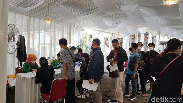 Semaan Al-Qur'an Awali Rangkaian Prosesi Pernikahan Kaesang dan Erina