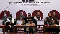 Senat Mahasiswa Fakultas Hukum Universitas Kristen Indonesia gelar seminar nasional bertajuk Ketidakpastian Hukum Skema Piramida Berdampak dalam Penerapannya pada 5 Desember lalu.