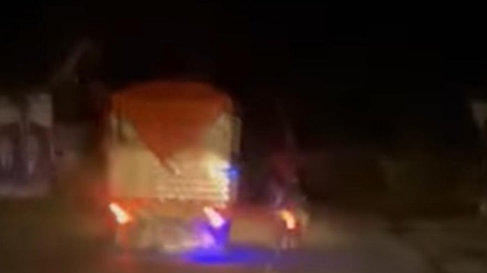 Sopir truk di Luwu dipepet OTK yang meminta uang.