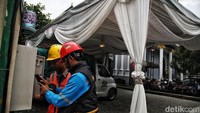 PLN juga sudah berada di lokasi.
