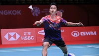 Anthony Sinisuka Ginting dan Jonatan Christie sama-sama meraih kemenangan pada laga kedua fase grup BWF World Tour Finals. Keduanya berada di Grup B. 