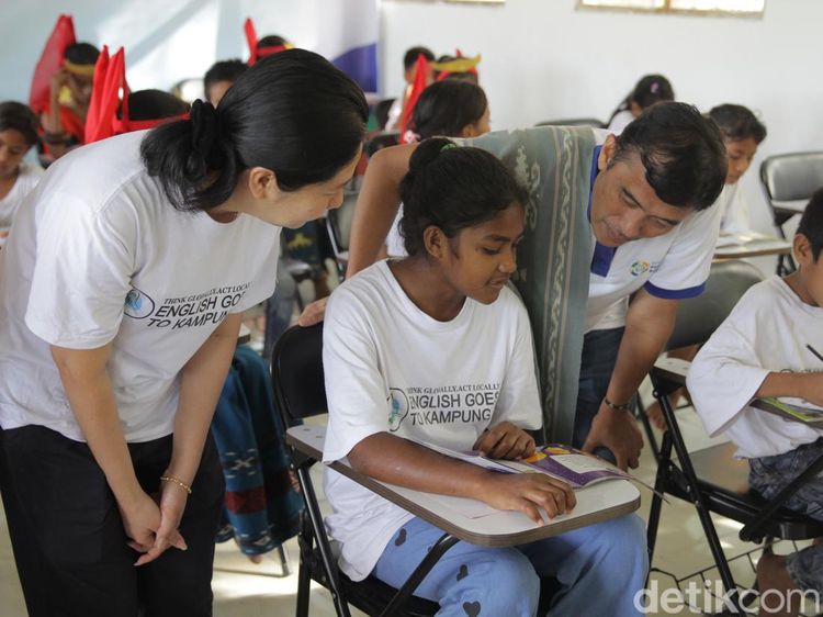 Potret Pusat Belajar English Goes to Kampung di Sumba