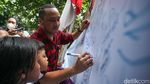 Beri Semangat Siswa, Giring Nyanyi di SDN Pocin 1 Depok