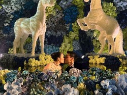 8 Foto Resepsi Pernikahan Chelsea Islan, Mewah Bak di Negeri Dongeng