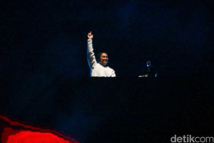 Dipha Barus Meriahkan Hari Pertama DWP 2022