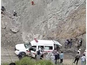 Momen Evakuasi Korban Tambang Batu Bara di Sawahlunto yang Meledak