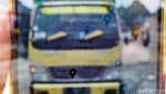 Ganasnya Hidup di Jalur Truk Tambang Parung Panjang