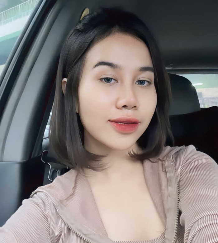 Intip Serunya Momen Kuliner Mayang Adik Almarhum Vanessa Intip Serunya Momen Kuliner Mayang Adik Almarhum Vanessa