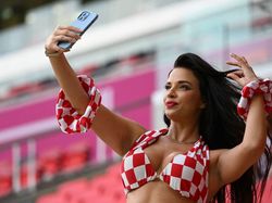 Ivana Knoll, Suporter Seksi Kroasia Sita Perhatian di Dunia Maya