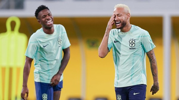 Jelang Lawan Kroasia, Neymar Cs Jalani Latihan Santai