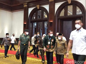 Hadiri Peringatan Hakordia, Maruf Amin Tiba di Hotel Bidakara Jaksel