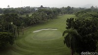The Surosowan memang diarahkan untuk menjadi Sentra Kuliner sekaligus UMKM Cilegon yang menghadirkan pedagang lokal setempat dan bisa merasakan dining experience yang berbeda dengan pemandangan langsung lapangan golf.