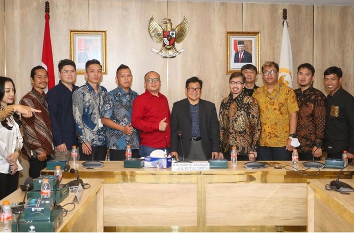 Muhaimin Iskandar dengan Asosiasi Pengusaha Liquid Indonesia