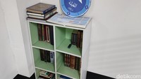 Musala di MBK Center Bangkok juga menyediakan Alquran.