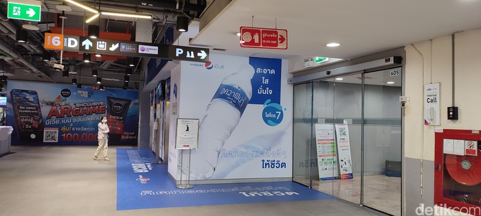 Musala di MBK Center Bangkok Musala di MBK Center Bangkok
