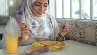 3 Aturan Makan Saat Puasa agar Tubuh Bugar dan Puasa Lancar