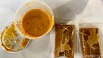 Nikmatnya Pastel Premium yang Isinya Padat Dicocol Saus Kacang