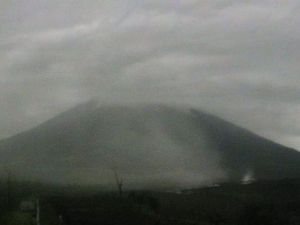 Dua Desa Terdampak Abu Vulkanik Usai Semeru Muntahkan Awan Panas