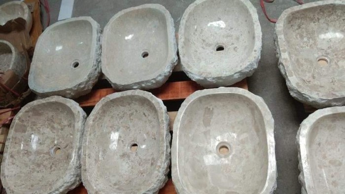 Pengusaha Tuluangagung kirimi Kaesang kado pernikahan wastafel marmer