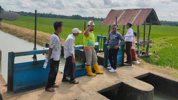 Proyek rehabilitasi daerah irigasi (DI) Jaling di Kabupaten Bone.