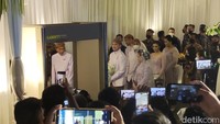 Jokowi Sekeluarga Hadiri Midodareni Erina, Ada Luhut-Pratikno