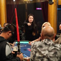 Pernyataan Ryan Feldman pun jadi kontroversi karena beberapa pihak tidak setuju dengannya atau gimmick Sashimi. Aku kata yang kamu cari adalah canggung sendiri. Ayo ingin bahwa pria mungkin tidak menganggap masalah ini penting tapi wanita dalam dunia poker melihatnya berbeda karena mereka kesulitan untuk bermain. Wanita tidak dianggap serius. Aku yakin mereka punya perspektif lain, kata David.Foto: Dok. Instagram/Twitter