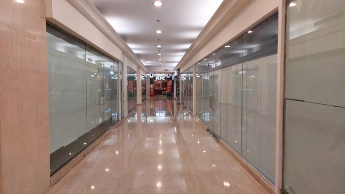 Suasana Sepinya Ratu Plaza, Senayan, Jakarta Pusat