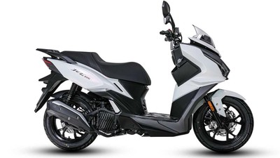 PCX-Nmax Minggir! Skutik Baru SYM Ini Bisa Buat Bawa Galon