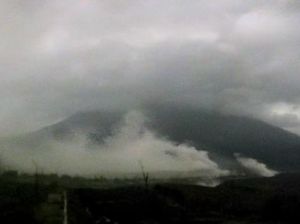 Gunung Semeru Masih Batuk, 24 Kali Letusan Dalam 6 Jam