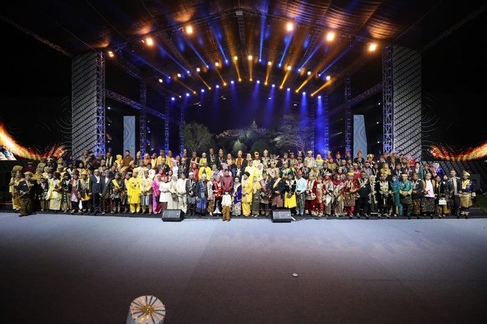 264 Kerajaan Ramaikan Festival Adat Budaya Nusantara II di Jateng