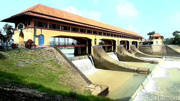 Bendungan Walahar di Karawang