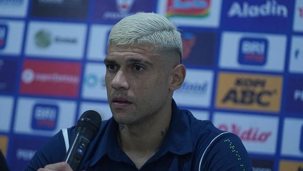 Ciro Alves.