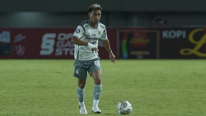 Daisuke Sato.