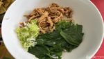 Di Dalam Gang Ini Ada Mie Ayam Enak, Racikan Mantan Chef Hotel Berbintang