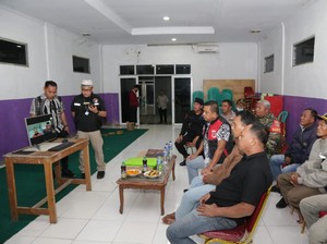Bertemu Warga Tangerang, Pejabat Polda Metro Dicurhati soal Banjir-Curanmor