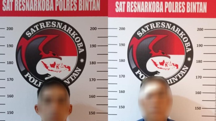 Dua pengedar narkoba yang ditangkap Polres Bintan. (Foto: Dok Polres Bintan)