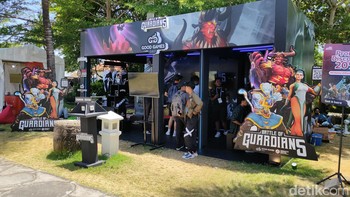 Indonesia Esports Summit 2022, ternyata juga menghadirkan beragam booth hiburan untuk para pengunjung. Foto: (Panji Saputro/detikINET).