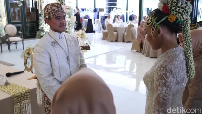Kaesang dan Erina dipertemukan jelang akad nikah di Royal Ambarrukma Sleman, Sabtu (10/12/2022).